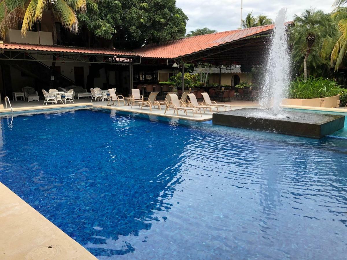 Hotel Coco Palms Playas del Coco Exterior photo
