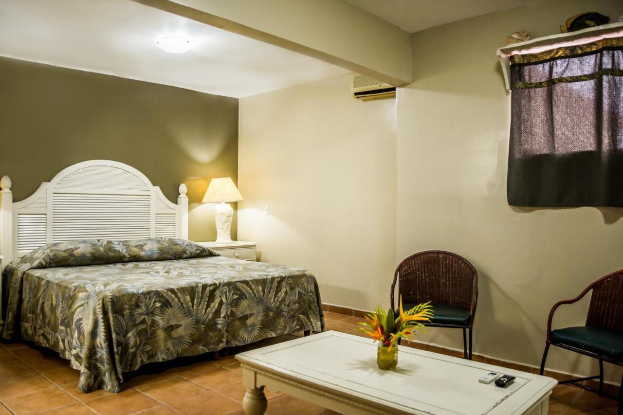 Hotel Coco Palms Playas del Coco Exterior photo
